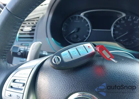 2018 Nissan Altima 2.5 Sr из США, поврежденный, VIN 1N4AL3AP2JC113043